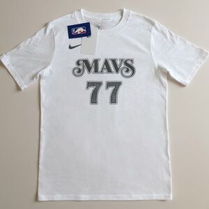 Nike NBA Kids Dallas Mavericks Luka Dončić #77 T-Shirt Youth Large NWT